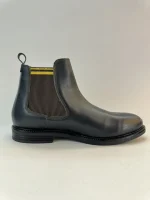 Classic Chelsea Boots for Men - Image 3