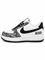 Monogram Contrast Low-Top Sneakers - Image 3