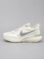 Nike ZoomX Velocity - White - Image 3