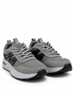 Pace Runner Sneakers – Grey